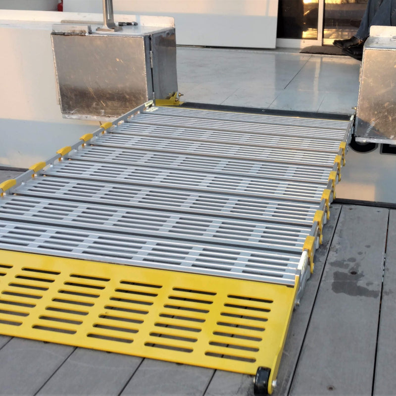 Boat-Pier-scale BY ROLL-A-RAMP