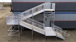 TITAN™ CODE COMPLIANT COMMERCIAL MODULAR ACCESS STAIRS BY EZ-ACCESS