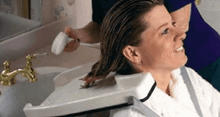 EZ-SHAMPOO Hair Washing Tray Usage| Wheelchair Liberty