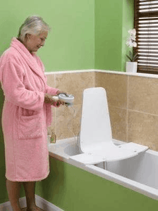 Lumex Splash™ Bath Lift - In Use | by Graham Field | Wheelchair Liberty
