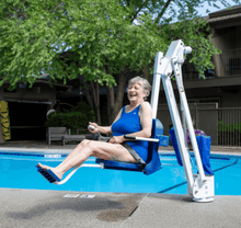 Woman Using Mighty 400 Powered Pool Lift ADA Compliant by Aqua Creek | Wheelchair Liberty