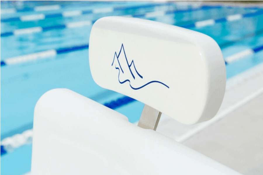 Traveler® BP500 Battery-Powered Pool Lift By Spectrum Aquatics