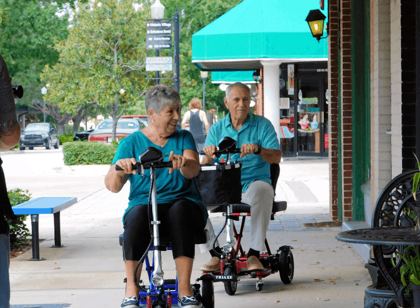 Triaxe CRUZE Scooter - In Use  -  by Enhance Mobility | Wheelchair Liberty